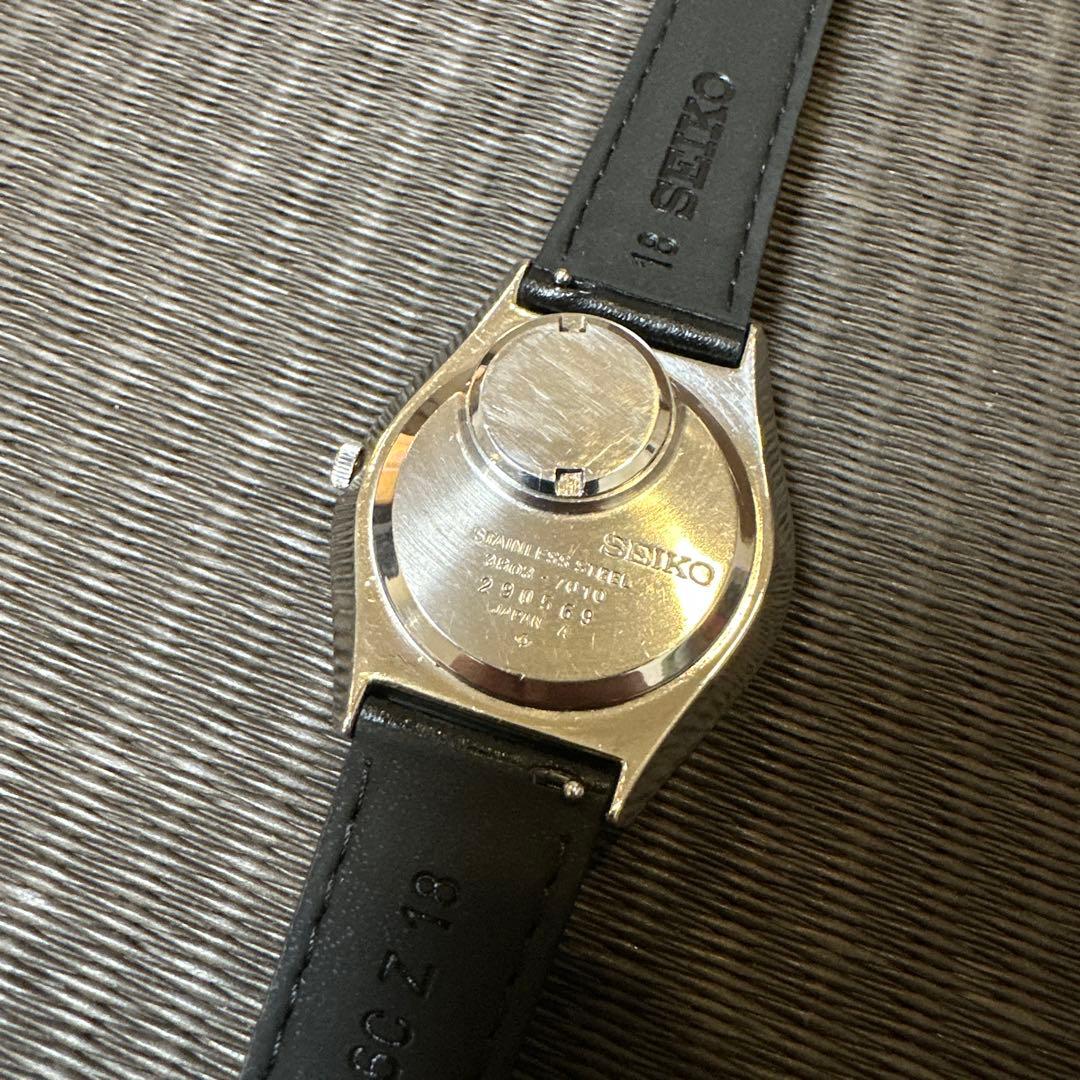 SEIKO クォーツ 腕時計 稼動品　3803 美品