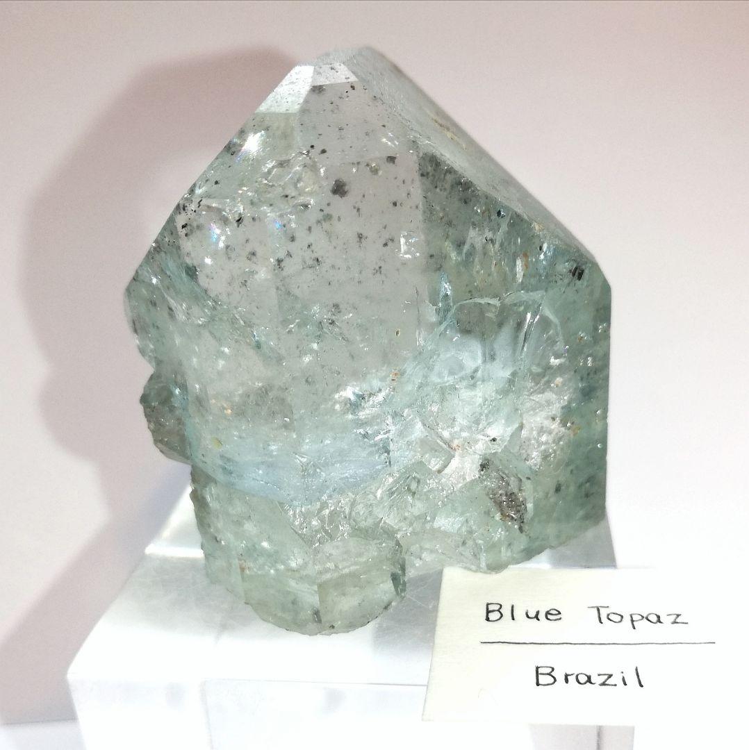 ブルートパーズ　原石