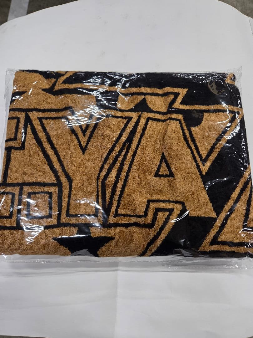 E.YAZAWA ゴールドデザインタオル