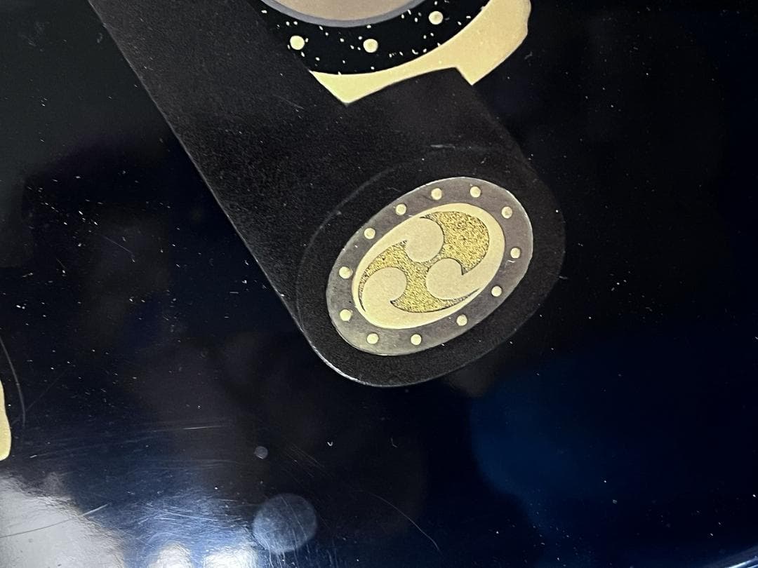 漆器 文箱 金蒔絵硯箱　瓦模様　桐紋　水滴　筆付き 黒 金色装飾 伝統デザイン