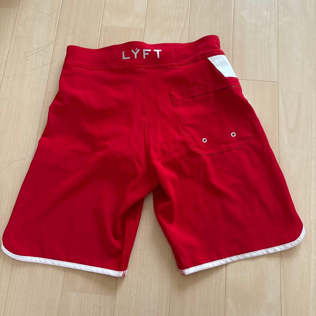 tm0002Lyft サーフパンツ⭐︎Mサイズ