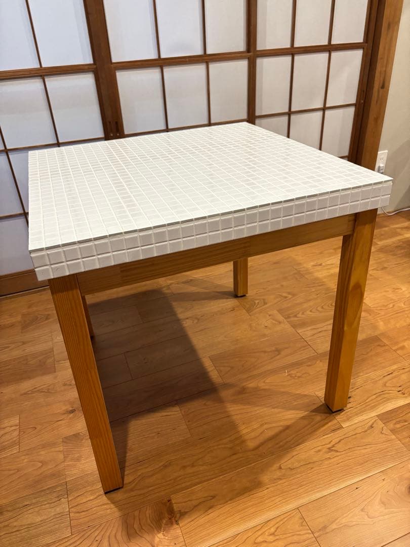脇木工　MOMO HOUSE製　白タイルテーブル