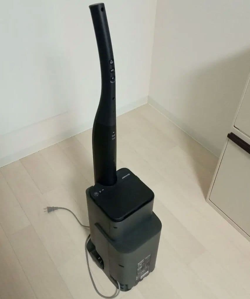 SHARP コードレススティック掃除機