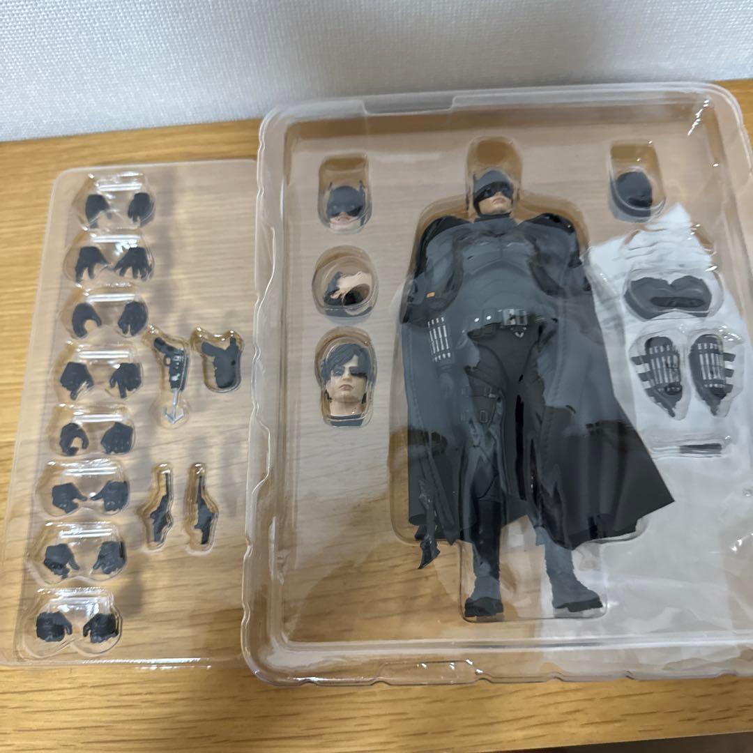 MAFEX バットマン フィギュア