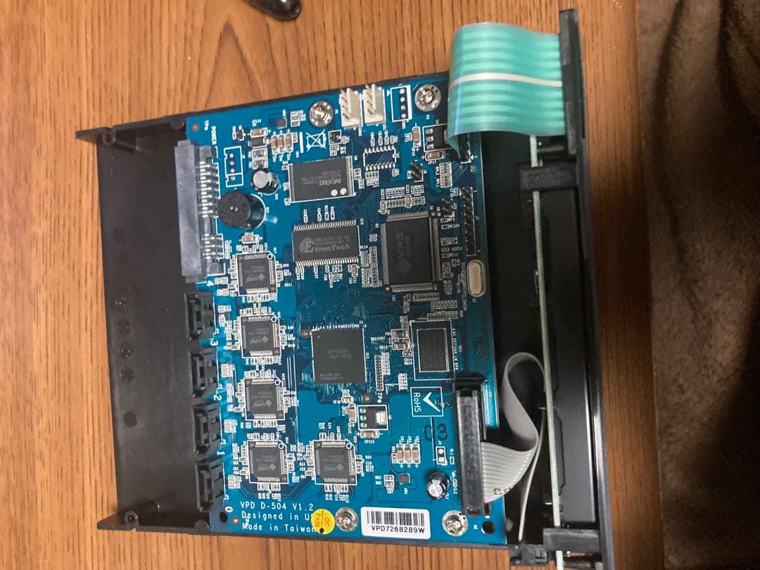 VINPOWER製　デュプリケーターコントローラー BD/DVD/CD用１対３