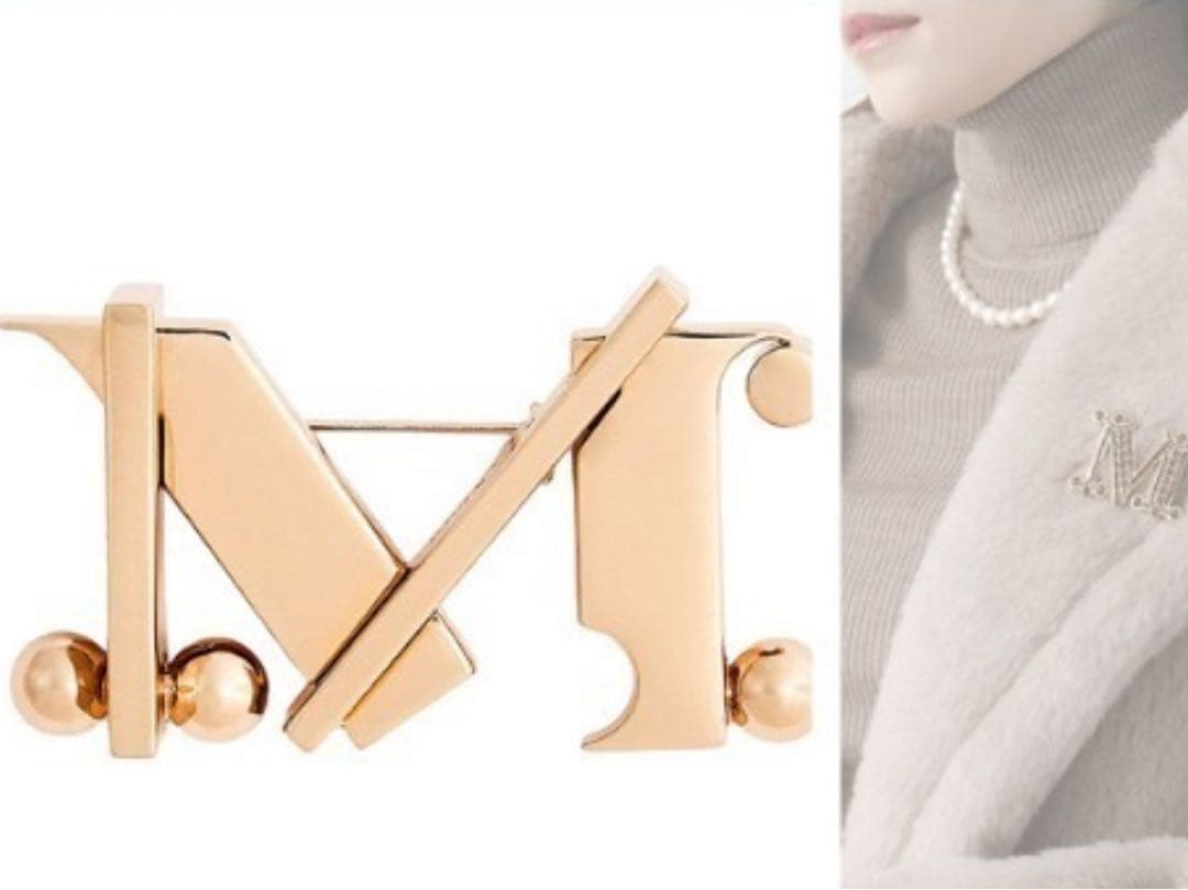 新品！限定アイテム！MaxMara ゴールド M型ブローチ　レア　美品