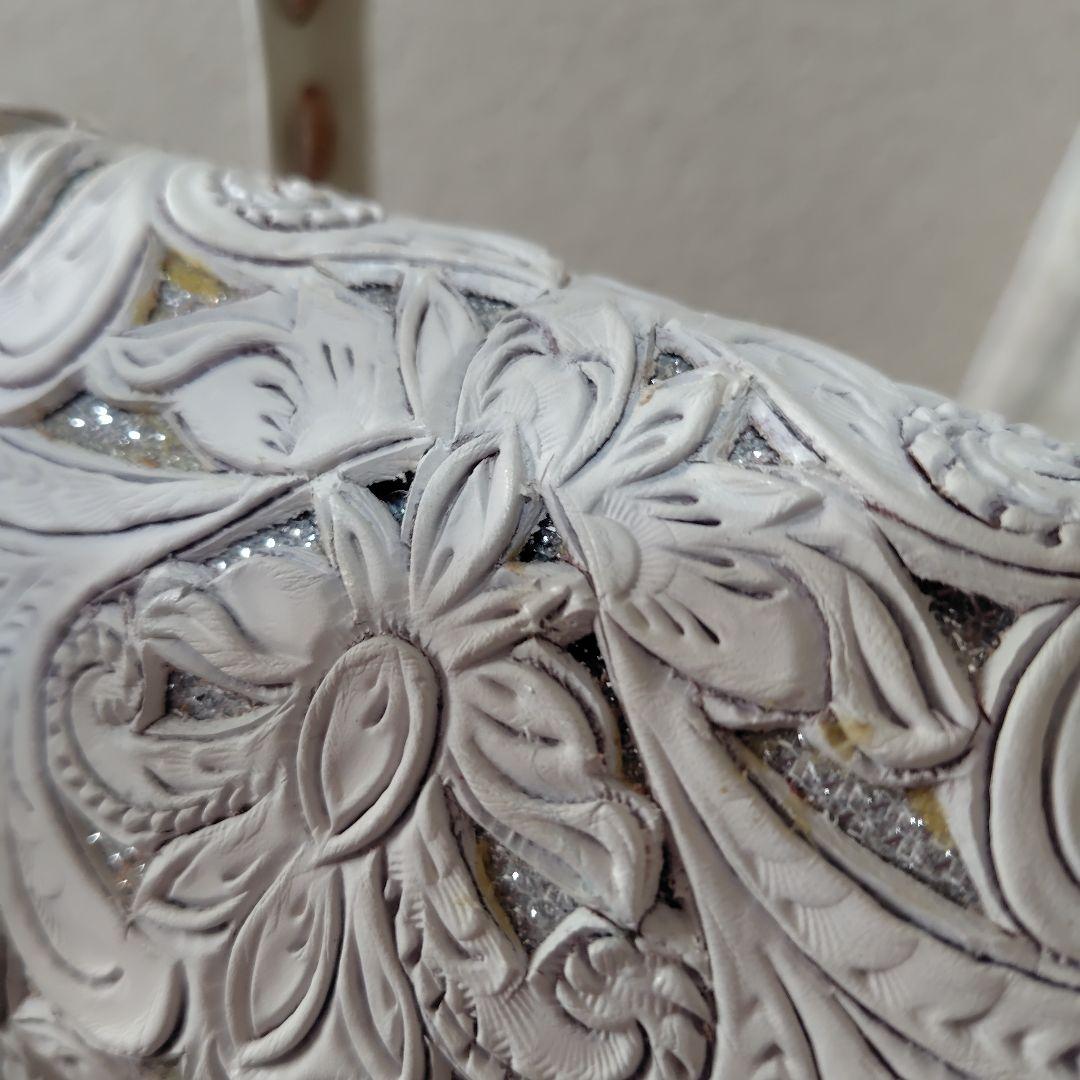 【専用です】グレイスコンチネンタル◇カービングバッグ◇白＆メタリック