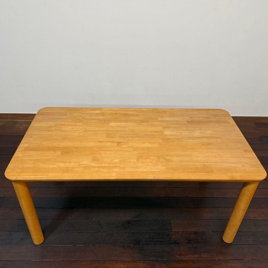 H111C19 カリモク karimoku ダイニングテーブル 四本脚