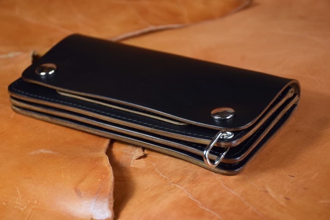 トラッカーウォレット MARYAM社　馬革 　ホースバット　茶芯　黒