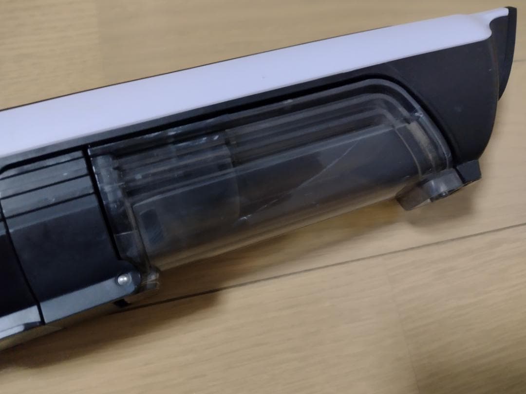 シャーク★コードレスクリーナー★CS300JWH★バッテリー新品と同等★1