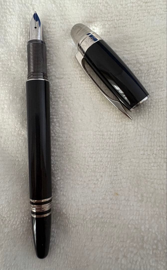 MONT BLANC 万年筆 黒 ペン先14K 585専用ケース付き