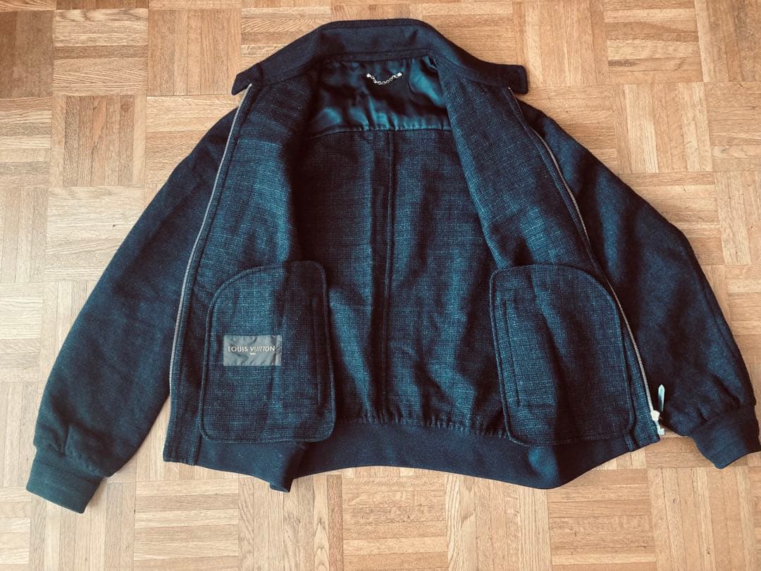 ルイ・ヴィトンカシミア100%ブラックジップアップジャケット