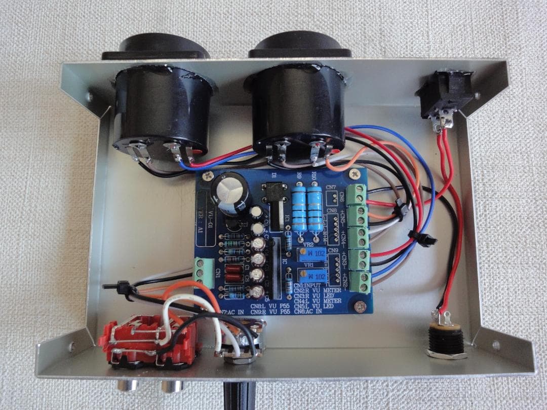 自作ステレオVUメーター（新品丸型コンパクトタイプ）210号機