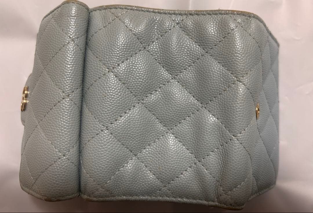 F*レ様 シャネル キャビアスキン マトラッセ コンパクトウォレット 三つ折り財