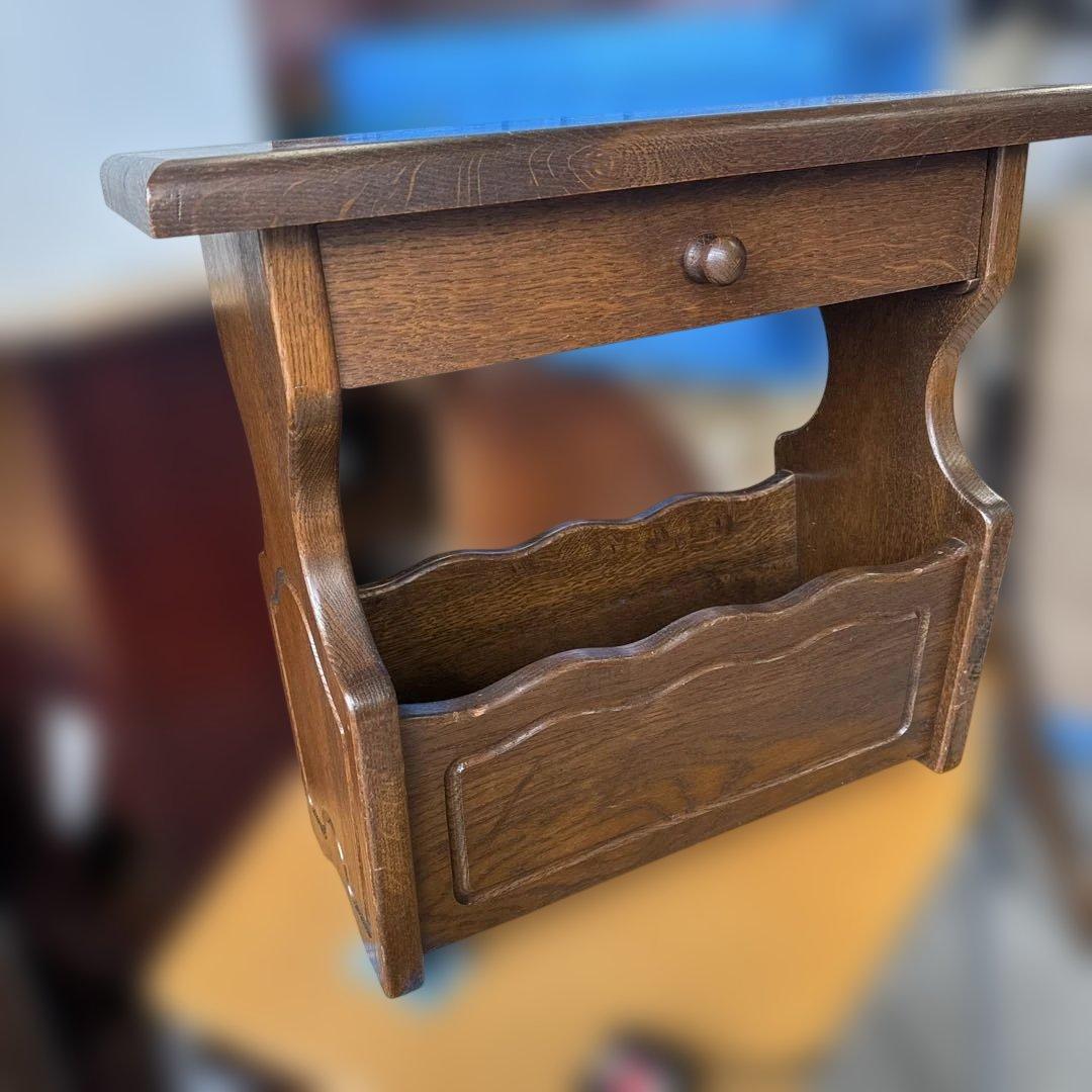 本日限定価格　アンティーク家具　引き出し付きタイプ マガジンラック