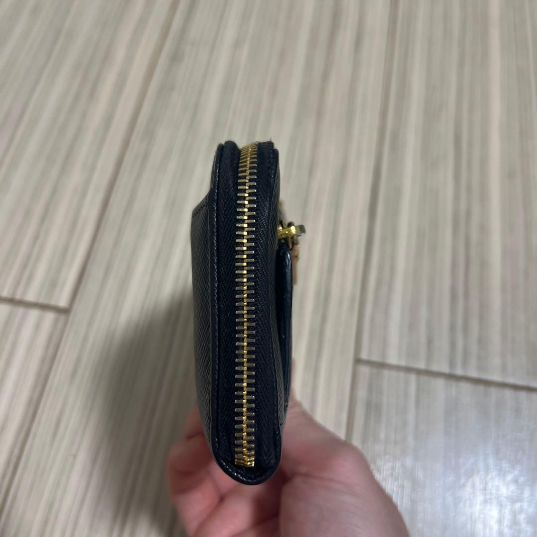 PRADA ケース　フラグメントケース