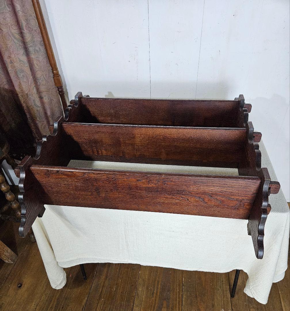 ヴィンテージ 古い無垢のウォールシェルフ 楔式 壁掛け 飾り棚 3段 陳列棚