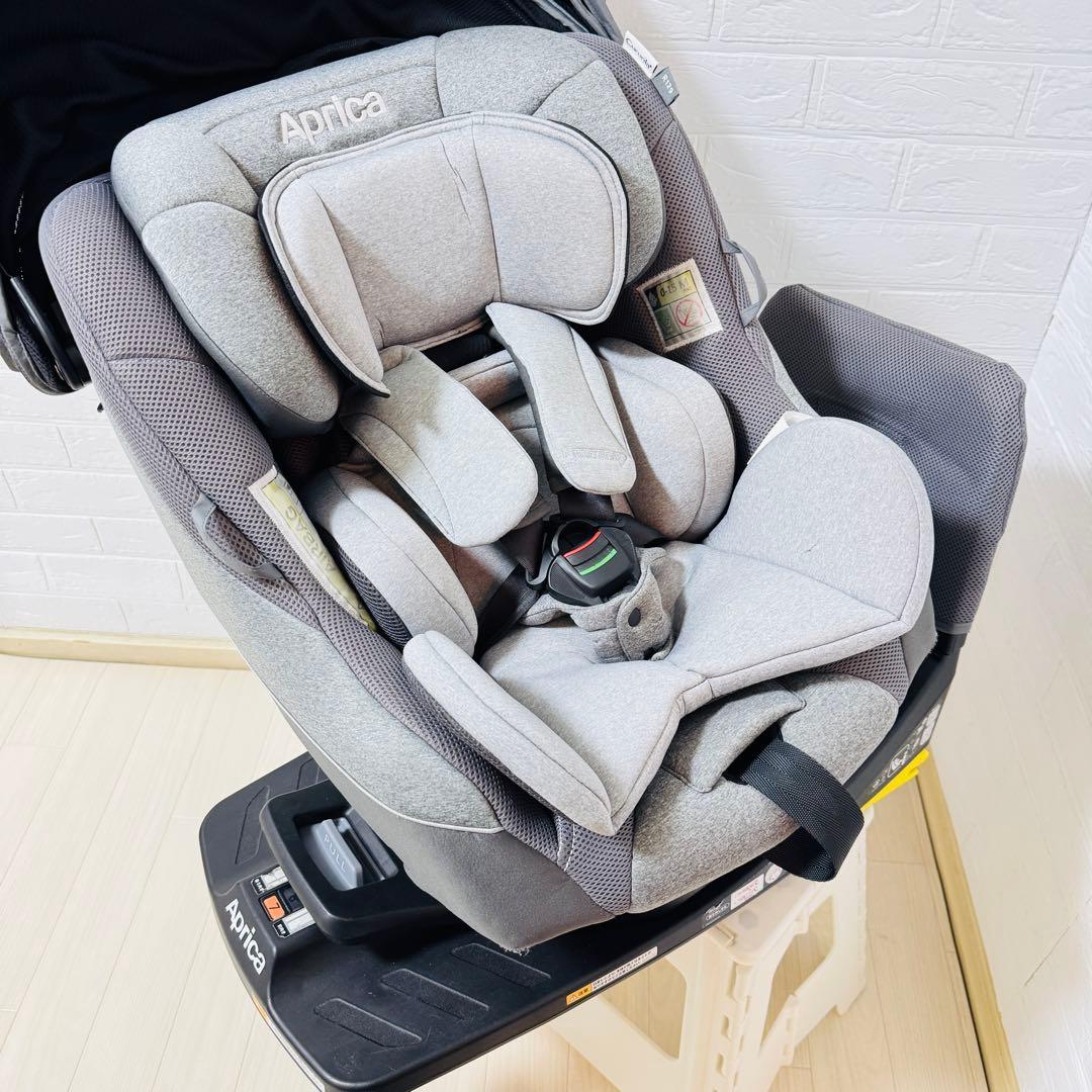 ✨極美品✨アップリカ チャイルドシート クルリラisofixプラスAB R129
