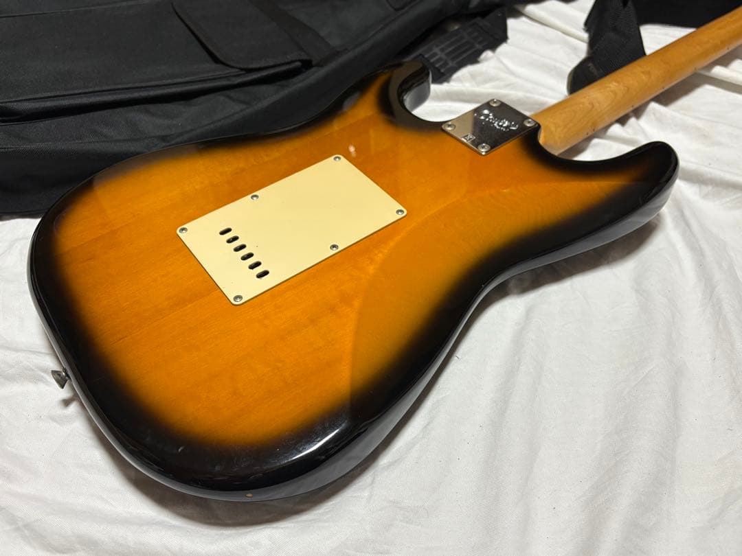 Squier by Fender エレキギター　ソフトケース付1916-01-3