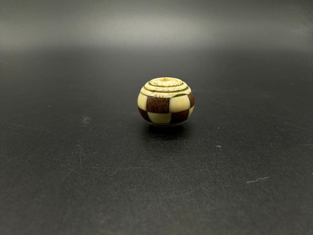 緒締　玉　（竹　鹿角　マンモス牙）組み　骨董古美術