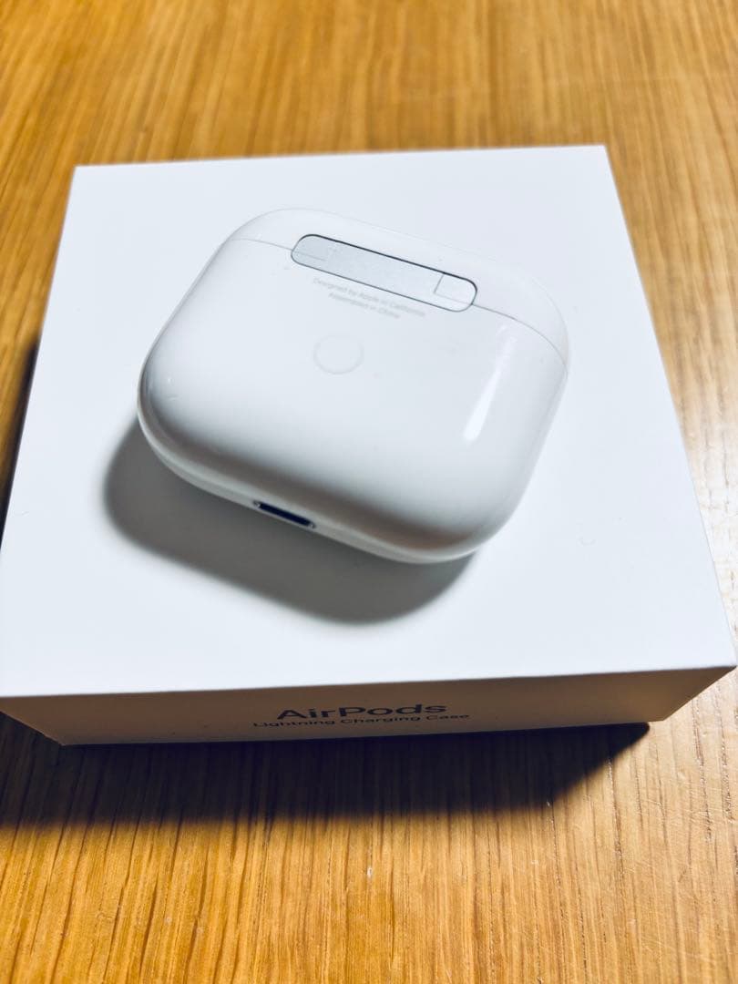 【正規品】Apple AirPods 第3世代（動作確認済み）