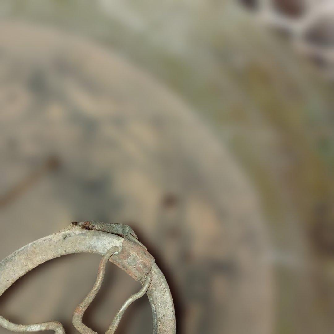 火鉢 網目状装飾