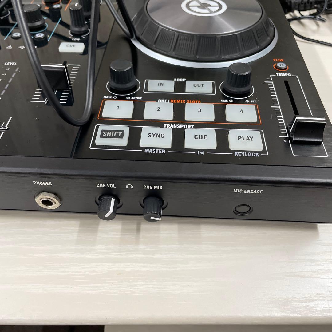 DJ機材 TRAKTOR KONTROL S2