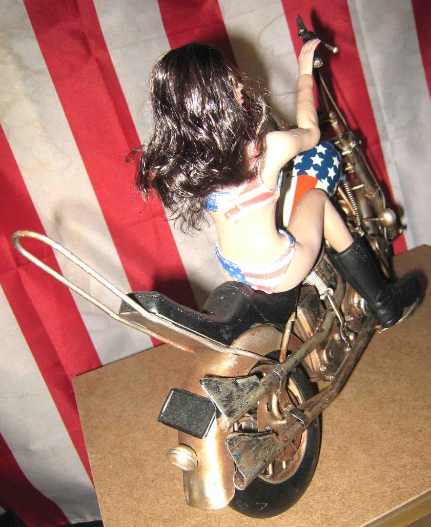 【即決！】　チョッパーバイクとビキニ・ガール　1／6　バービーサイズ