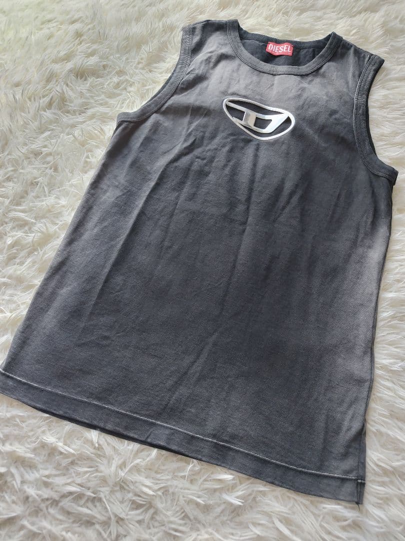Diesel Faded タンクトップwith puffy Oval D タンク