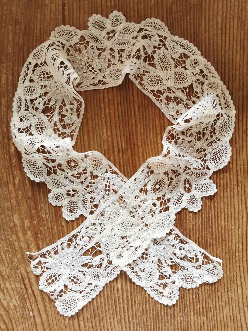 アンティークベルギー デュセス＆プリンセスレース ロングショール 向日葵の花と葉