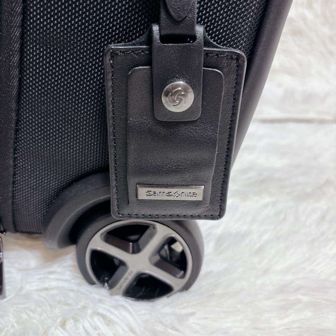 【希少デザイン】　Samsonite キャリー　ビジネス　ブラック　ソフト