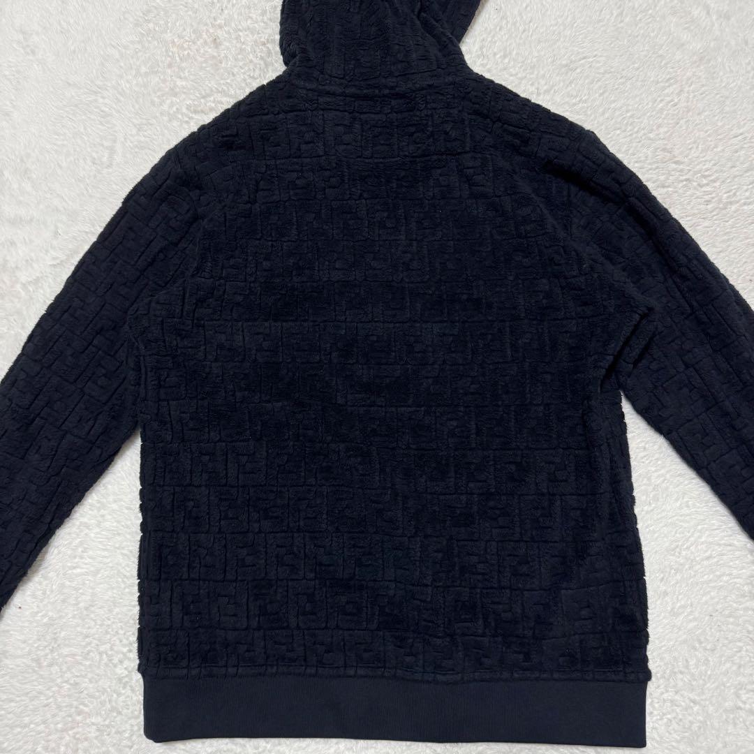 美品！FENDI　ズッカ柄　パーカー　フーディー　プルオーバー　エンボス加工