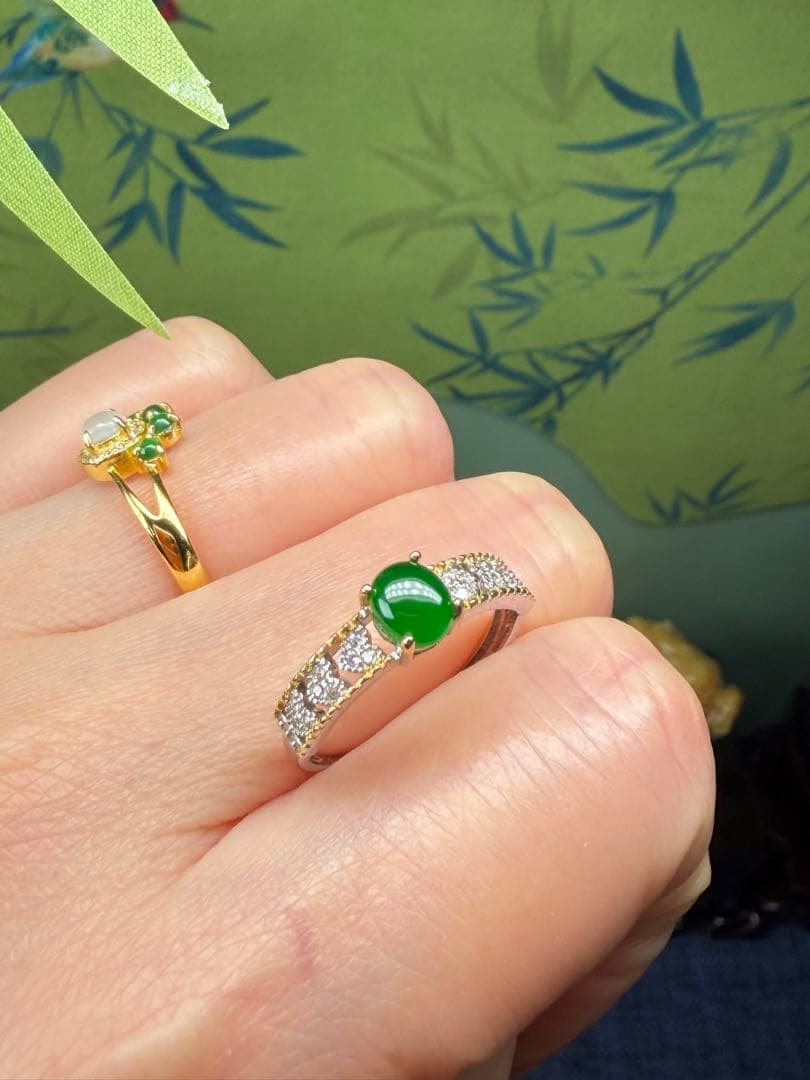 貴重❣️ミャンマー産天然本翡翠　帝王緑、濃厚な満緑カラー翡翠リング　鑑定書付き