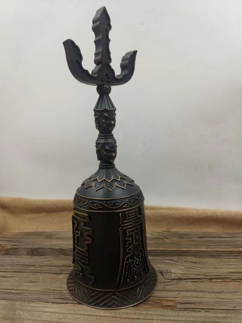 【修縁堂】古美術品 道教の法器 天蓬帝鐘 三清鈴 呼鈴 持鈴 vajra23CM