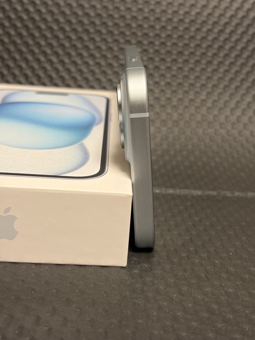 美品 最大容量86% Apple iPhone 15 ブルー 本体 128GB