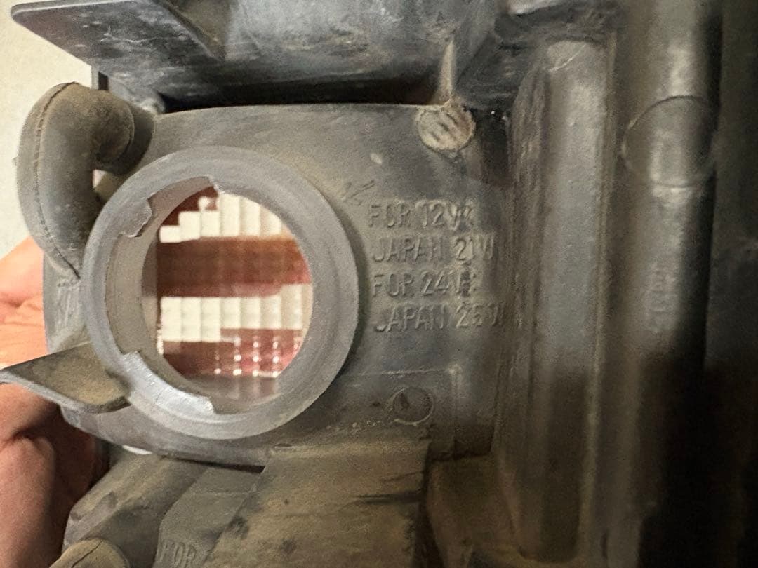 ランクル70　78プラド　純正　テールランプ　テールライト　レンズ　左右　トヨタ