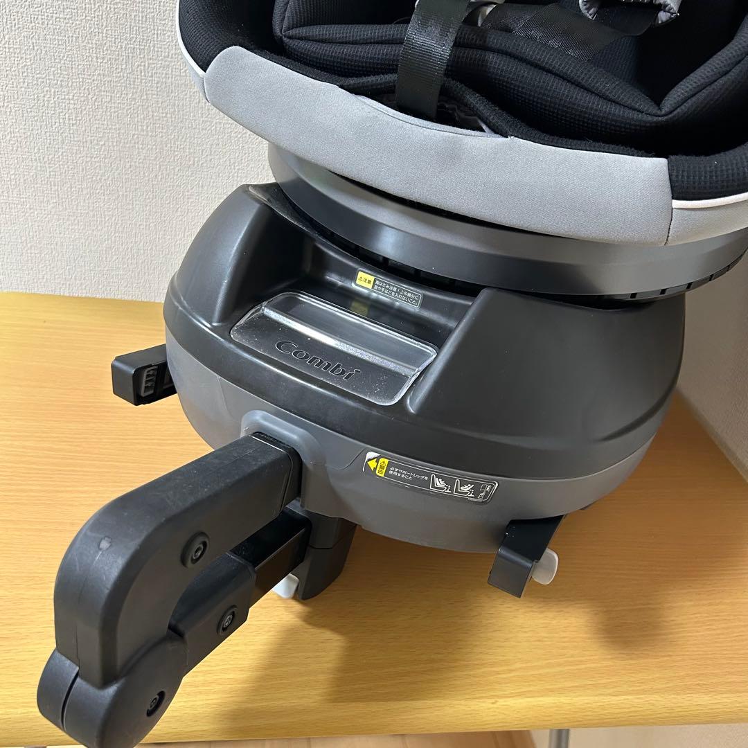 コンビ クルムーヴスマート Light ISOFIX エッグショック JM