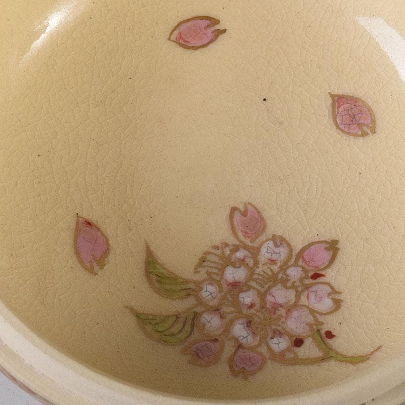 茶道具　薩摩焼　江月窯　新妻守作　白薩摩　金蘭手花文　香合　共箱　V　7611