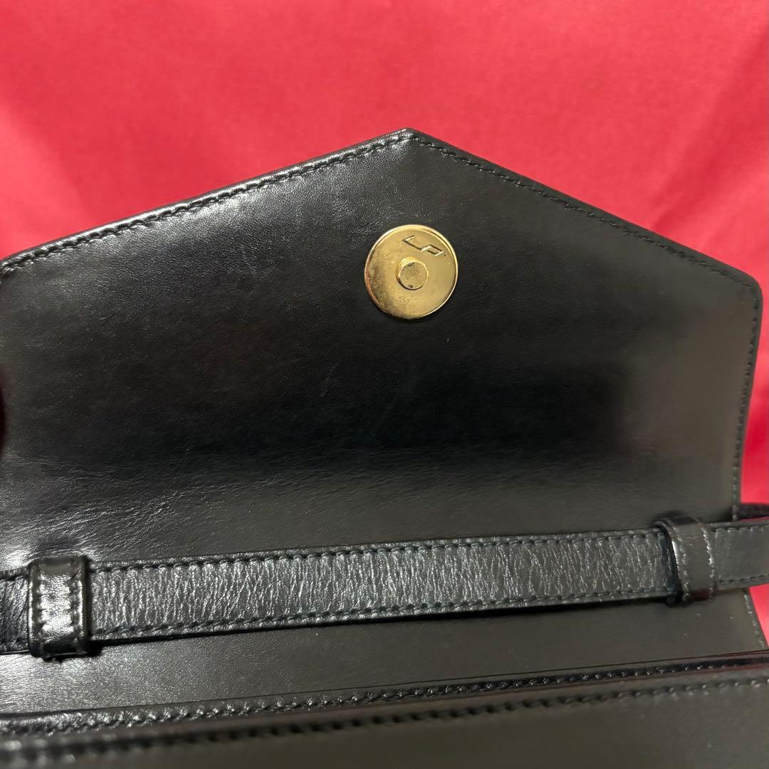 サルバトーレフェラガモ　2way ガンチーニ　ショルダーバッグ　レザー