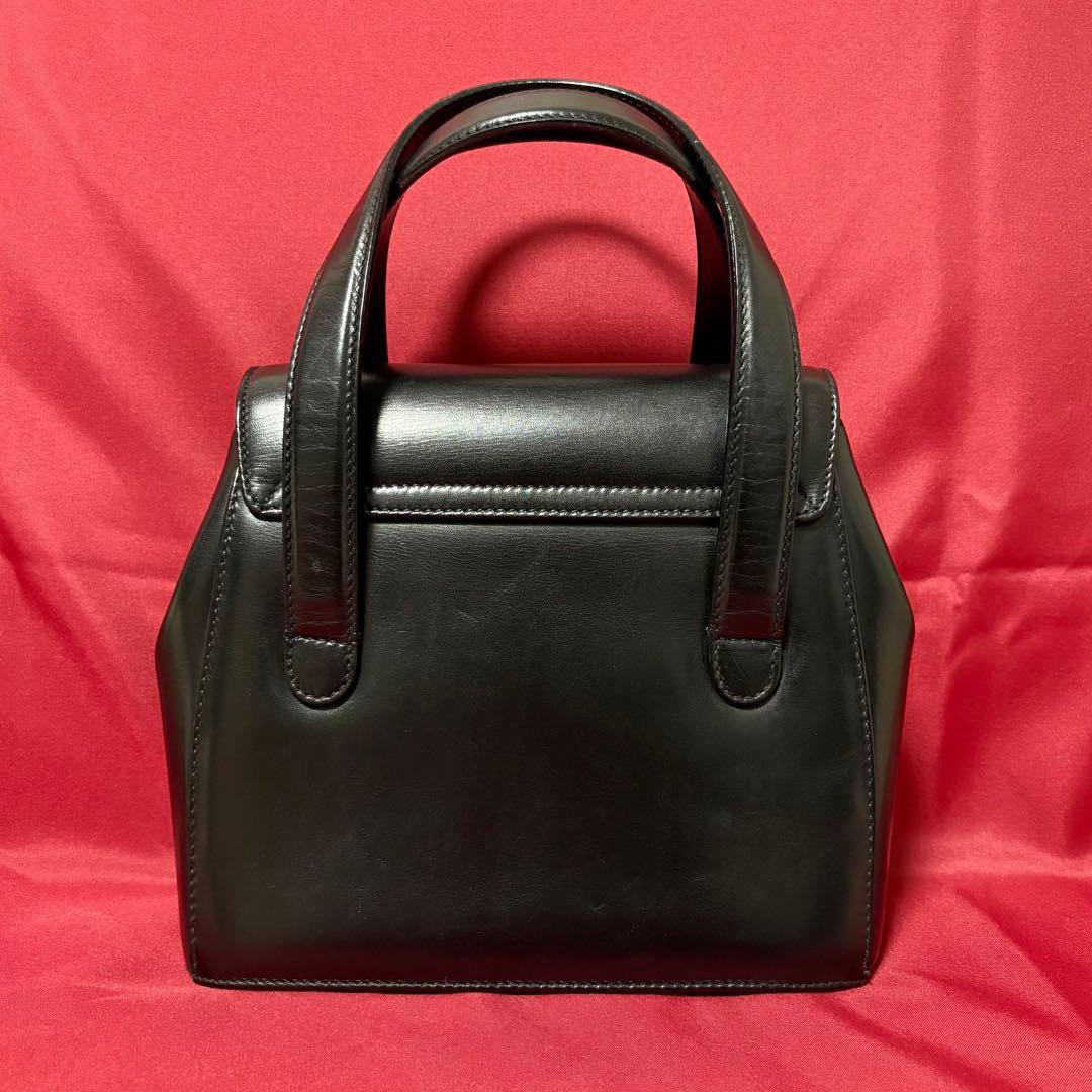 サルバトーレフェラガモ　2way ガンチーニ　ショルダーバッグ　レザー