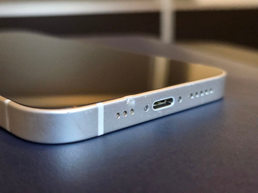 Apple iPhone 14 シルバー 128GB 87%