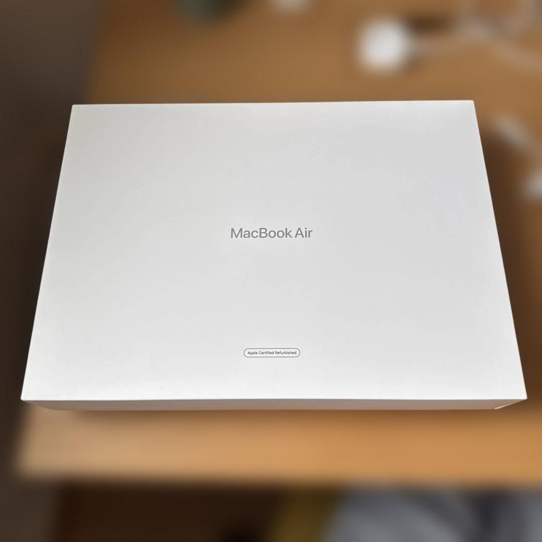 Apple MacBookAir M2 13.6インチ　8GB 256GB
