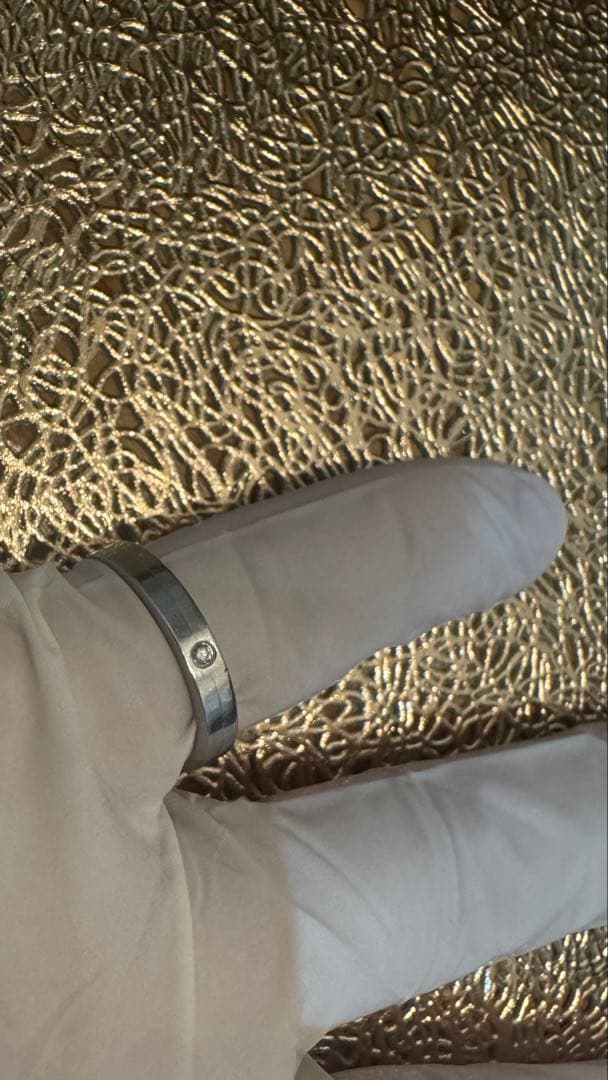 小粒ダイヤモンド　リング