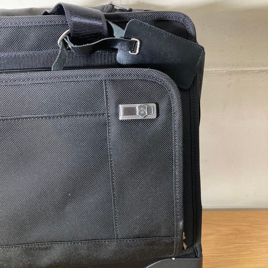 VICTORINOX 四輪キャリーバッグ　Architecture 3.0