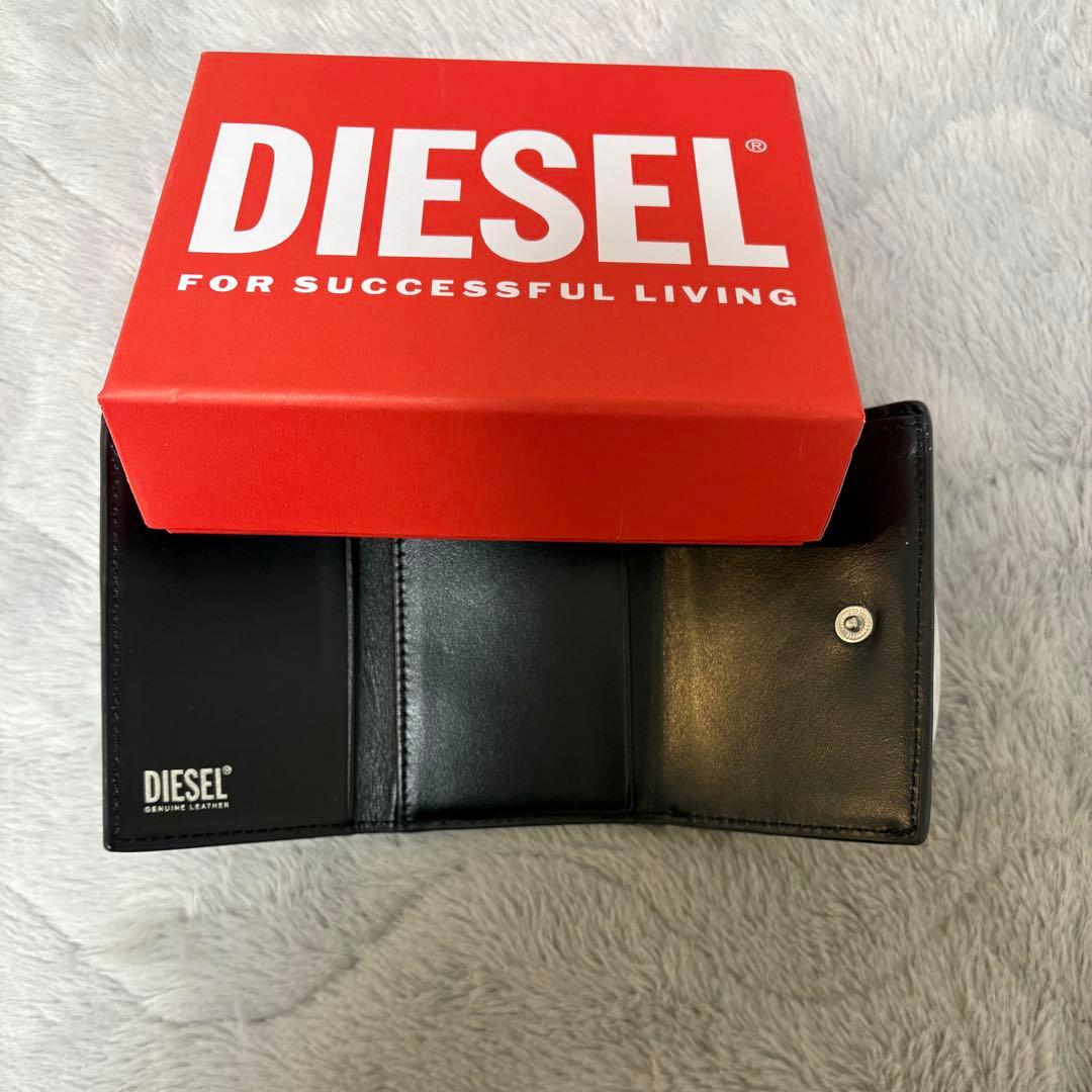 DIESELレディース三つ折り財布