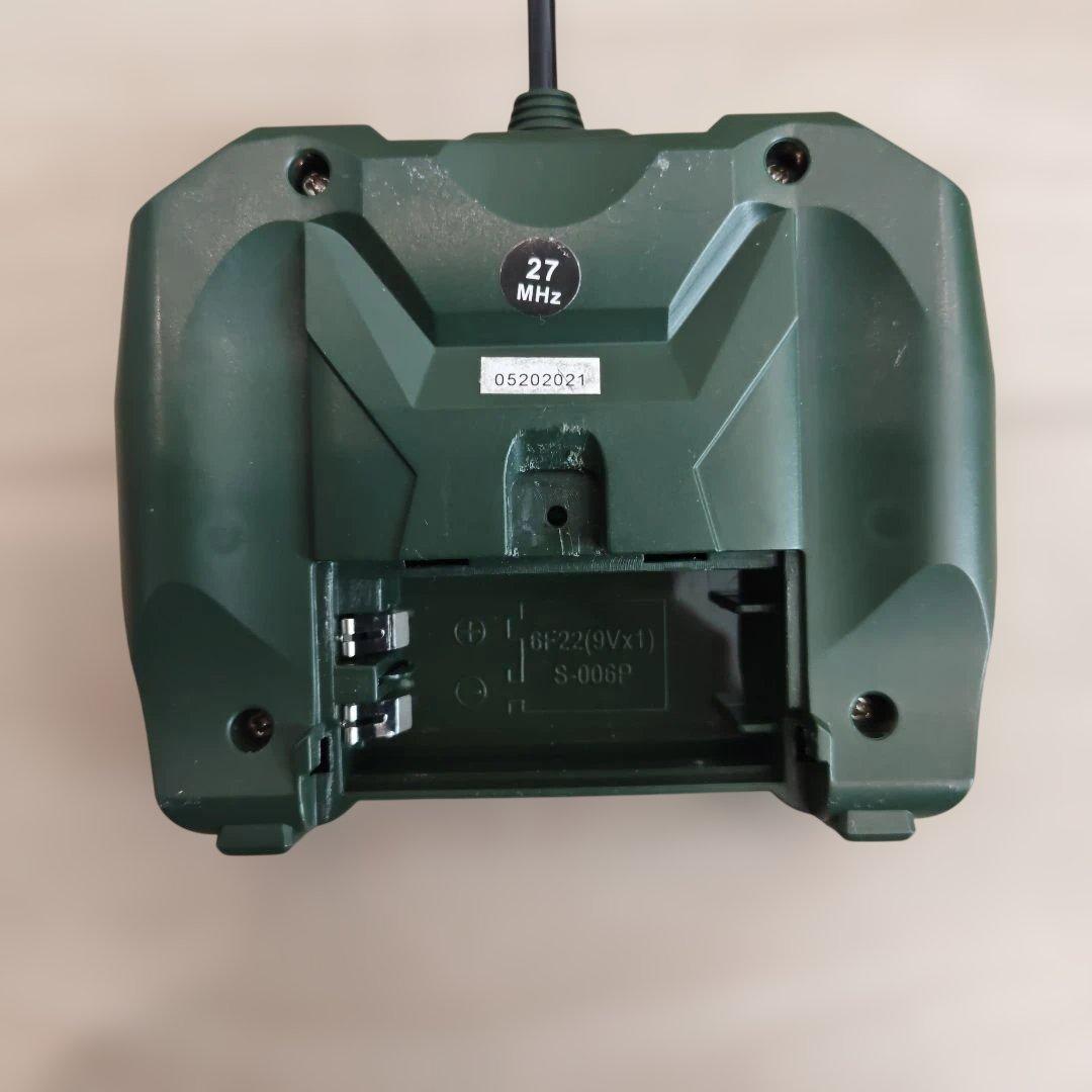 RC戦車 迷彩デザイン リモコン付き