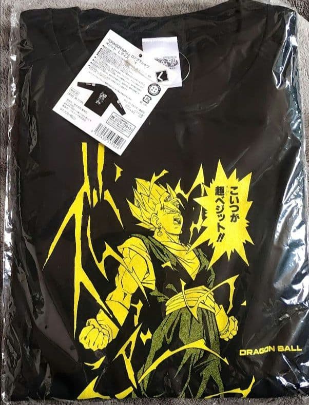 DRAGON BALL　Tシャツ　トートバッグ　ポーチ　缶バッジ セット