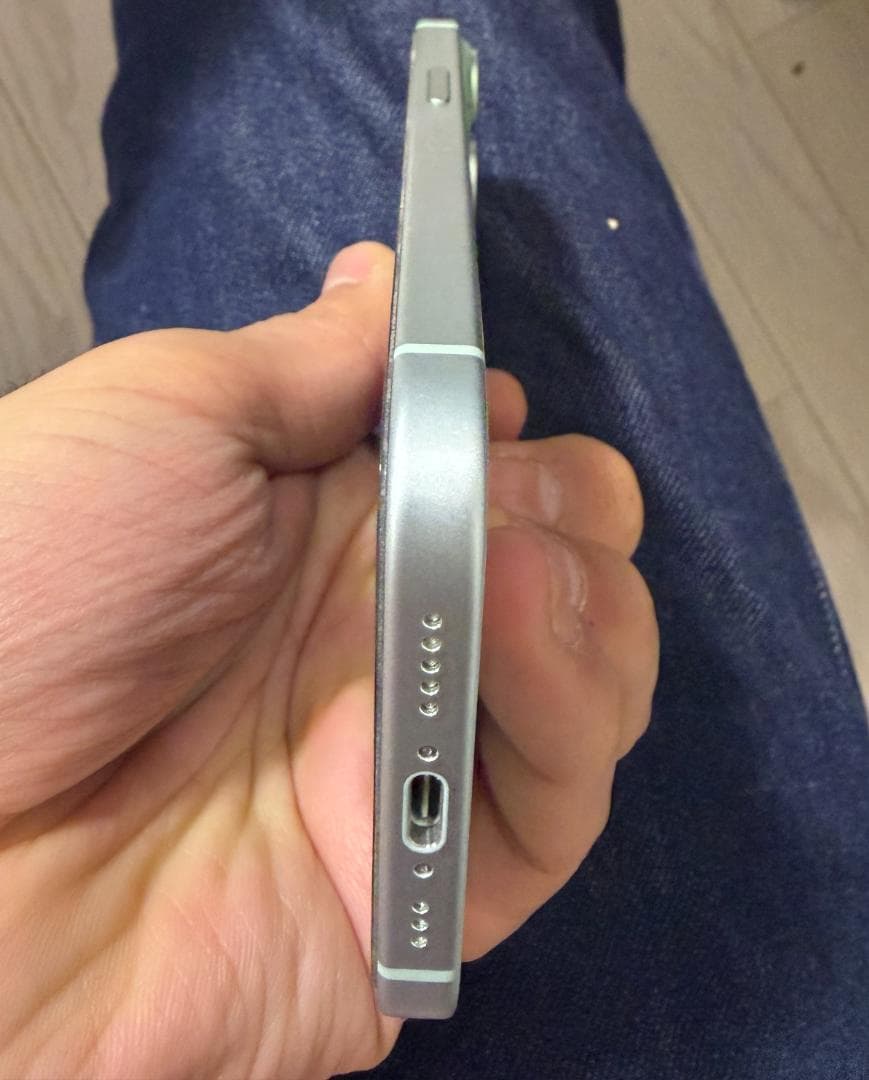 《美品》バッテリー90% - iPhone 15 グリーン 128GB