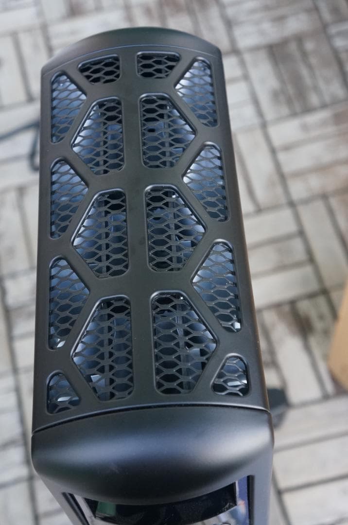 デロンギ マルチダイナミックヒーター MDHS09‐BK　中古