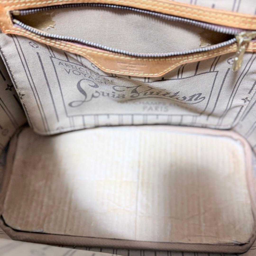 ハンドバッグ　LOUIS VUITTON ネヴァーフル